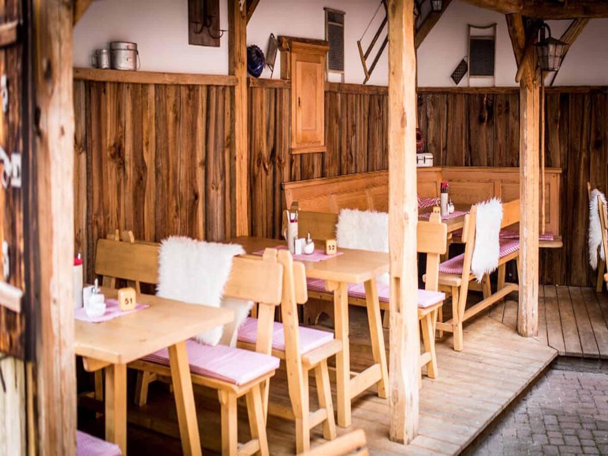 Da'Sporrer Hotel & Wirtshaus Neunburg vorm Wald Exteriör bild