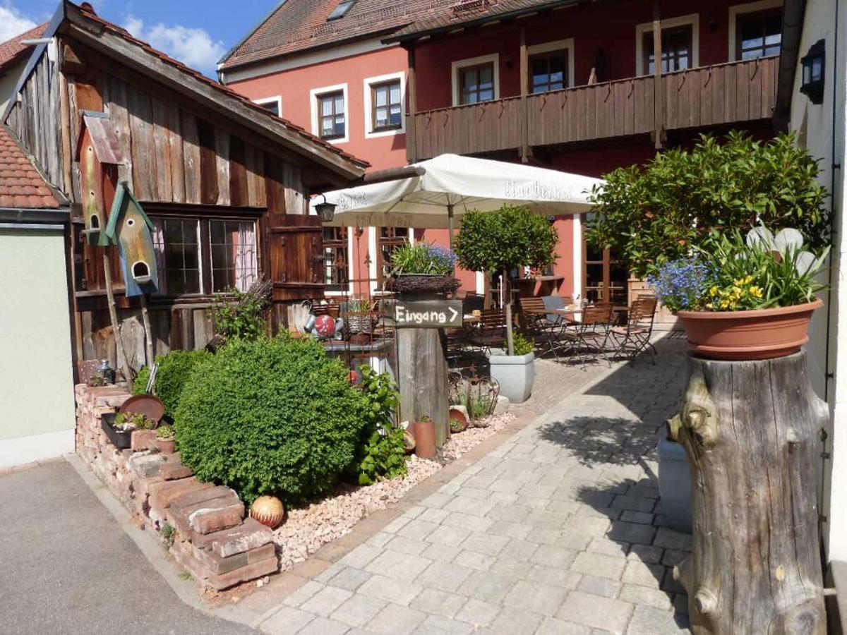 Da'Sporrer Hotel & Wirtshaus Neunburg vorm Wald Exteriör bild